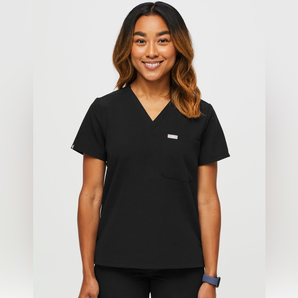 Figs Catarina One Pocket Scrub top